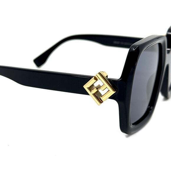 New, FENDI Sunglasses FE40139I 01V Authentic main image 9